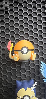 #0004 - Charmander Ball