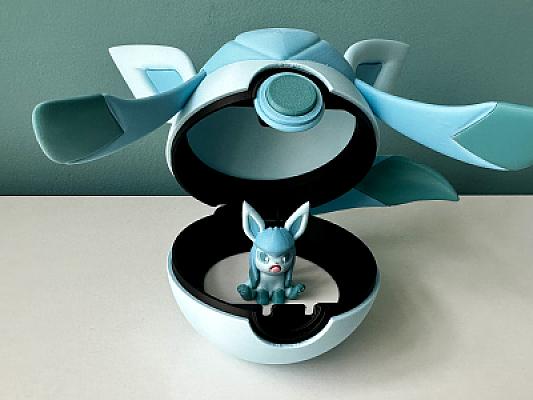 Glaceon Ball - Pokemon - Pokeball Functional