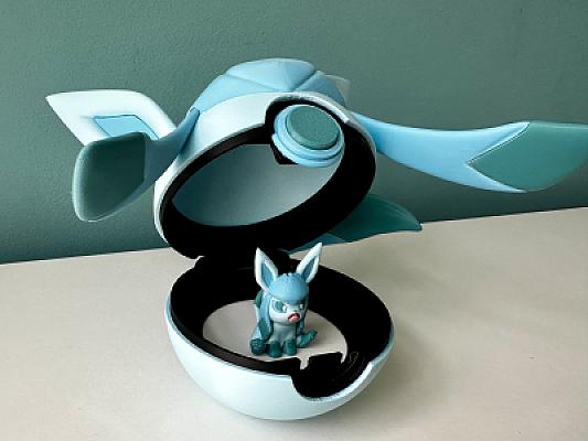 Glaceon Ball - Pokemon - Pokeball Functional