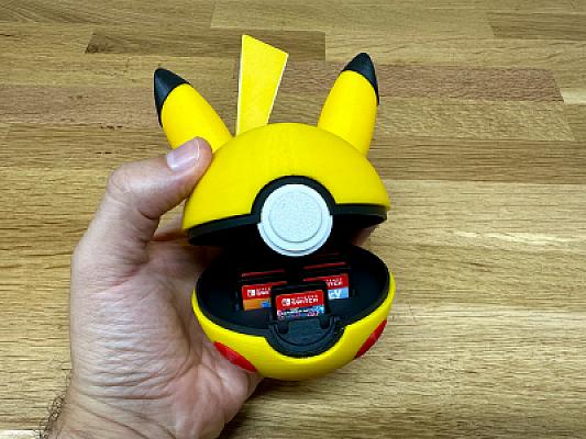 Pokeball Nintendo Switch Cartridge Holder