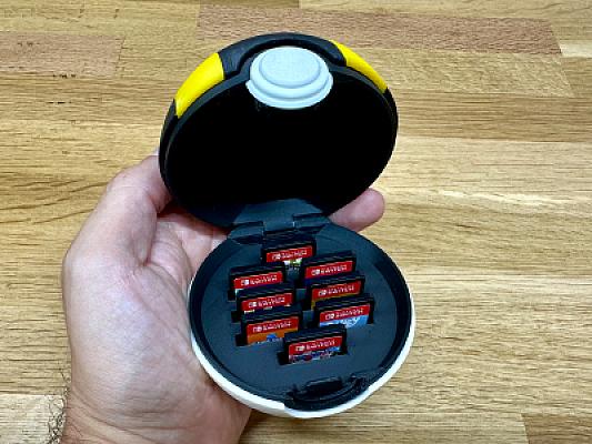 Pokeball Nintendo Switch Cartridge Holder