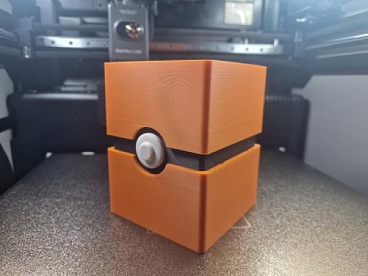 Pokemon Deck Box V2 Charizard