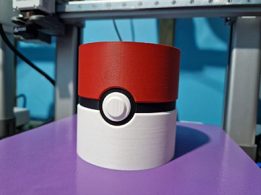 Pokeball Pencil Cup
