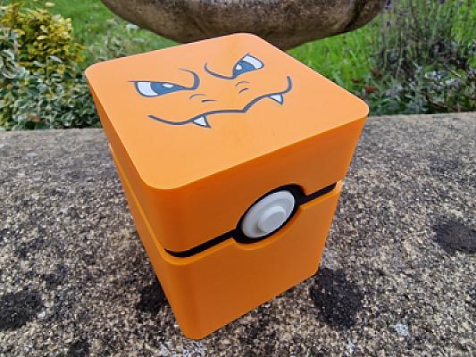 Pokemon Deck Box - Charizard