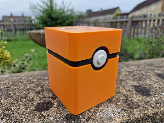 Pokemon Deck Box - Charizard