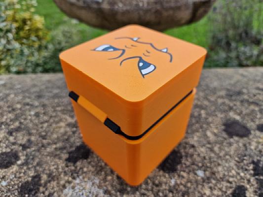 Pokemon Deck Box - Charizard