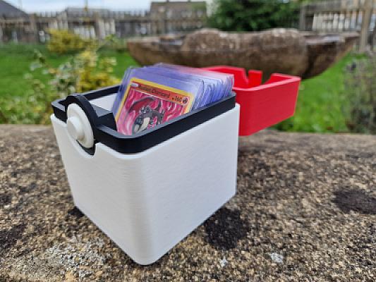 Pokemon Deck Box - Voltorb