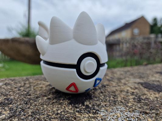 Togetic Pokeball