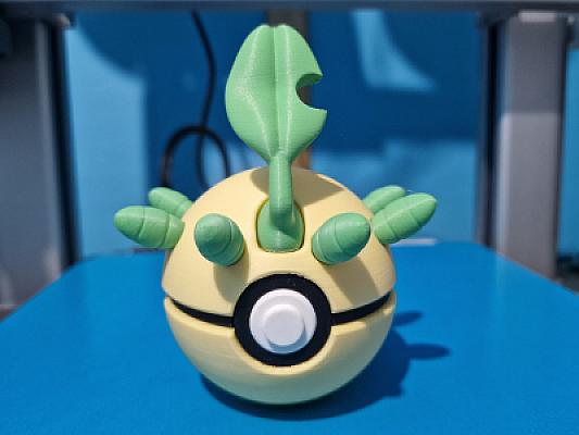 Bayleef Pokeball