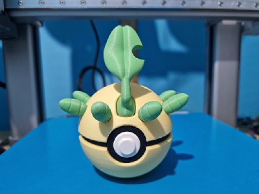 Bayleef Pokeball