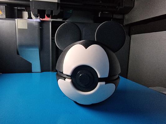 Mickey Pokeball