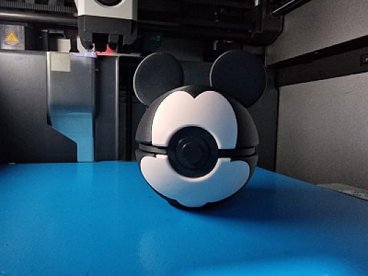 Mickey Pokeball